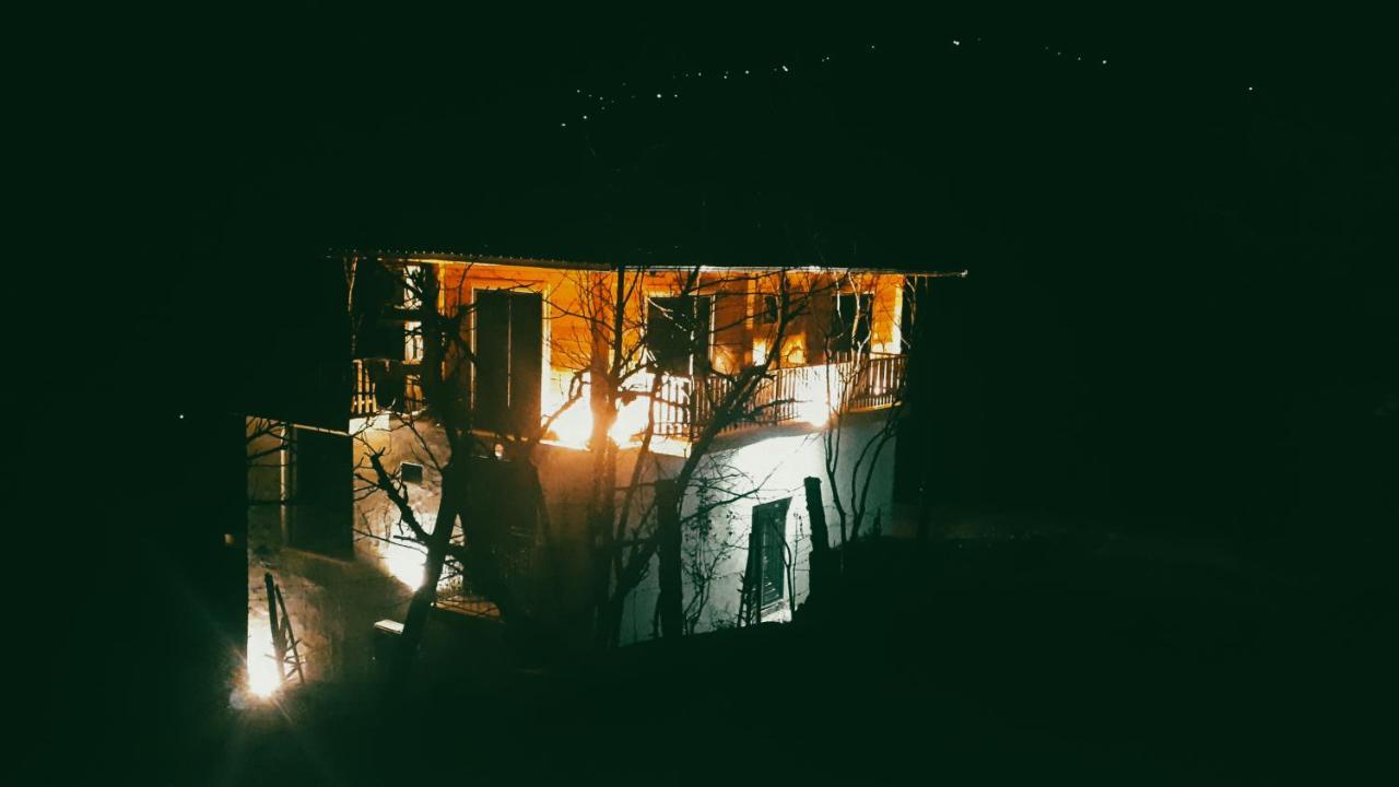 Hotel Khulo Lnn Dış mekan fotoğraf