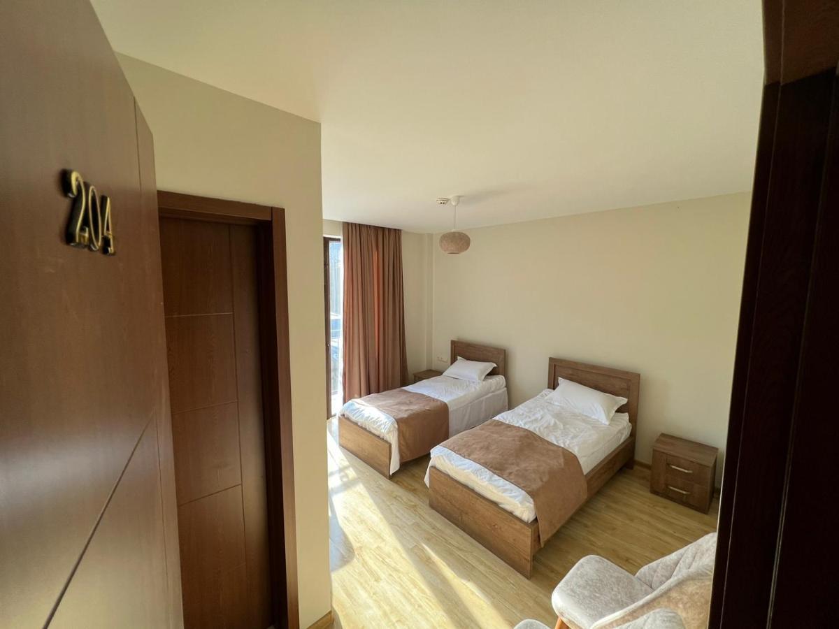 Hotel Khulo Lnn Dış mekan fotoğraf