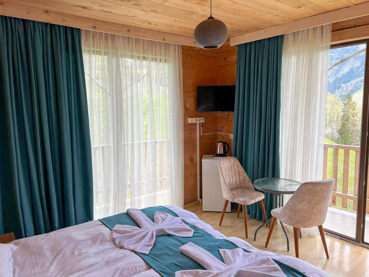 Hotel Khulo Lnn Dış mekan fotoğraf